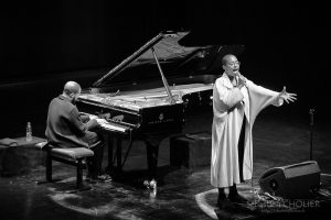 CECILE MCLORIN-SALVANT
, Grenoble, 2020,
crédit photo Sebastien CHOLIER